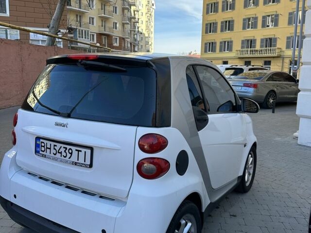 Белый Смарт Форту, объемом двигателя 1 л и пробегом 88 тыс. км за 5500 $, фото 1 на Automoto.ua