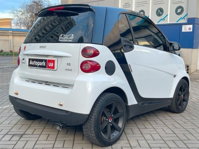 Білий Смарт Fortwo, об'ємом двигуна 1 л та пробігом 138 тис. км за 6490 $, фото 7 на Automoto.ua