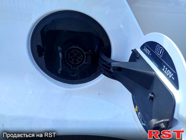 Белый Смарт Форту, объемом двигателя 0 л и пробегом 67 тыс. км за 7200 $, фото 5 на Automoto.ua