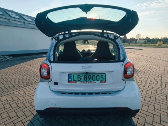 Білий Смарт Fortwo, об'ємом двигуна 0 л та пробігом 18 тис. км за 7543 $, фото 9 на Automoto.ua