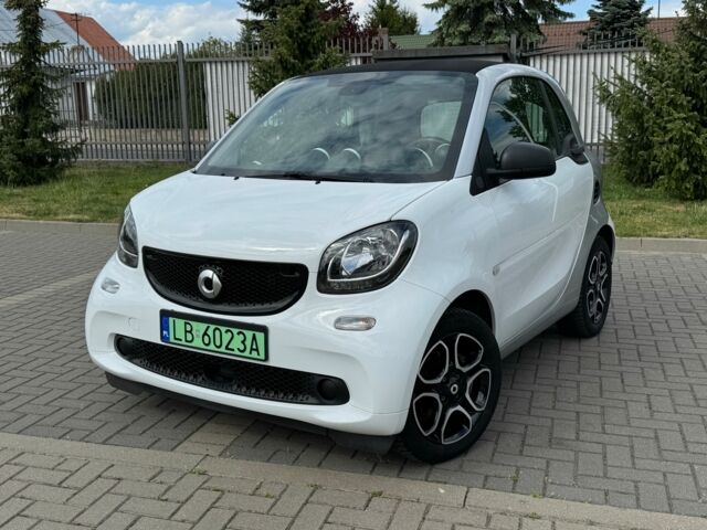 Білий Смарт Fortwo, об'ємом двигуна 0 л та пробігом 50 тис. км за 7071 $, фото 15 на Automoto.ua