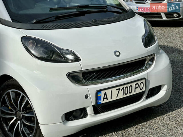 Белый Смарт Форту, объемом двигателя 1 л и пробегом 182 тыс. км за 5200 $, фото 17 на Automoto.ua