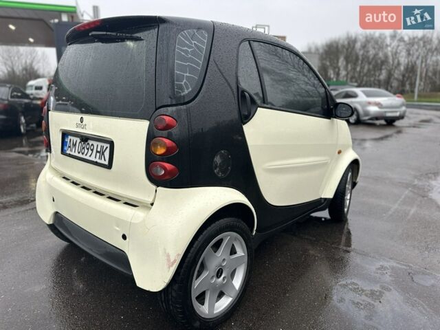 Білий Смарт Fortwo, об'ємом двигуна 0.6 л та пробігом 150 тис. км за 3000 $, фото 2 на Automoto.ua