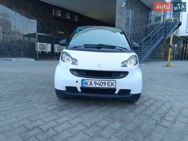 Білий Смарт Fortwo, об'ємом двигуна 1 л та пробігом 140 тис. км за 4700 $, фото 7 на Automoto.ua
