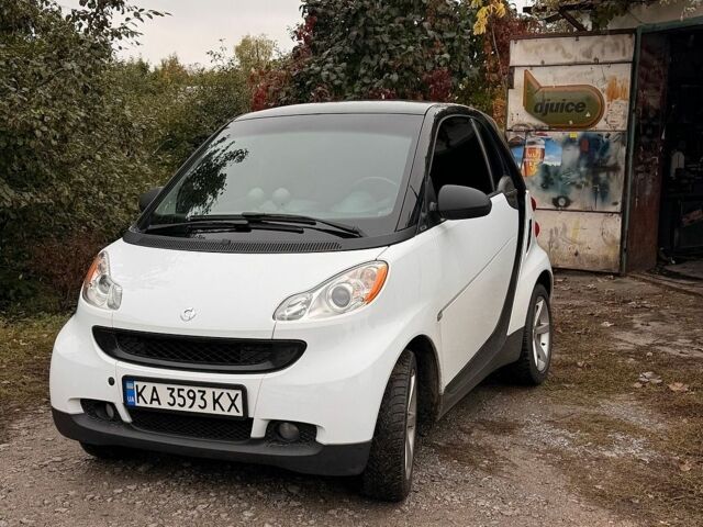 Белый Смарт Форту, объемом двигателя 1 л и пробегом 148 тыс. км за 5900 $, фото 1 на Automoto.ua