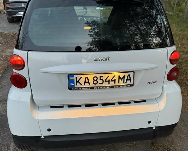 Білий Смарт Fortwo, об'ємом двигуна 1 л та пробігом 133 тис. км за 5200 $, фото 11 на Automoto.ua