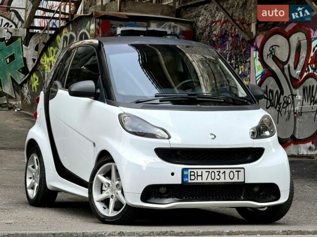 Білий Смарт Fortwo, об'ємом двигуна 1 л та пробігом 110 тис. км за 4999 $, фото 22 на Automoto.ua
