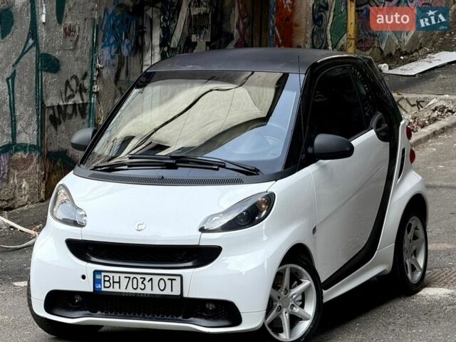 Білий Смарт Fortwo, об'ємом двигуна 1 л та пробігом 110 тис. км за 4999 $, фото 8 на Automoto.ua