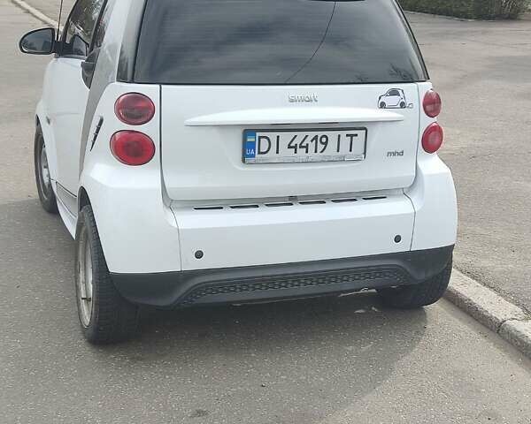 Білий Смарт Fortwo, об'ємом двигуна 1 л та пробігом 79 тис. км за 6300 $, фото 2 на Automoto.ua