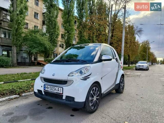 Білий Смарт Fortwo, об'ємом двигуна 1 л та пробігом 161 тис. км за 5500 $, фото 1 на Automoto.ua