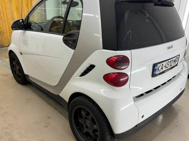 Білий Смарт Fortwo, об'ємом двигуна 1 л та пробігом 107 тис. км за 5500 $, фото 2 на Automoto.ua