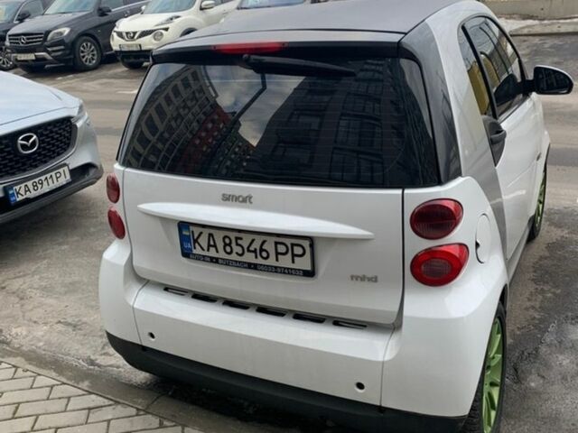 Белый Смарт Форту, объемом двигателя 1 л и пробегом 109 тыс. км за 5200 $, фото 4 на Automoto.ua