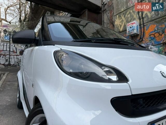 Білий Смарт Fortwo, об'ємом двигуна 1 л та пробігом 110 тис. км за 4999 $, фото 18 на Automoto.ua