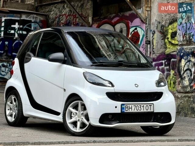 Білий Смарт Fortwo, об'ємом двигуна 1 л та пробігом 110 тис. км за 4999 $, фото 21 на Automoto.ua