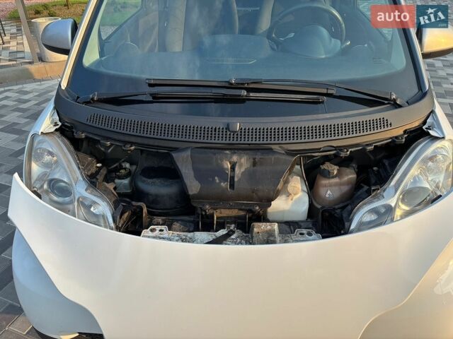 Белый Смарт Форту, объемом двигателя 1 л и пробегом 235 тыс. км за 4600 $, фото 14 на Automoto.ua