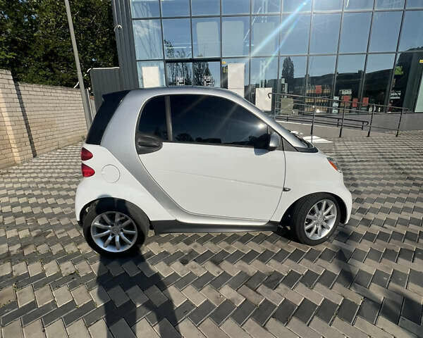 Білий Смарт Fortwo, об'ємом двигуна 1 л та пробігом 112 тис. км за 7000 $, фото 3 на Automoto.ua