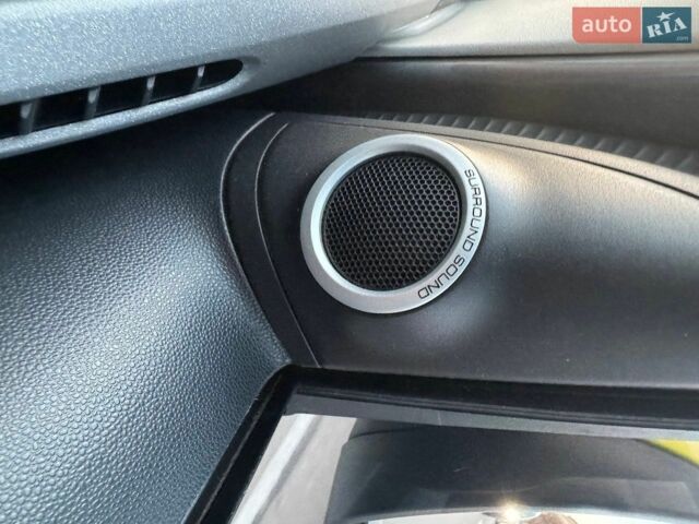Білий Смарт Fortwo, об'ємом двигуна 1 л та пробігом 77 тис. км за 9000 $, фото 31 на Automoto.ua