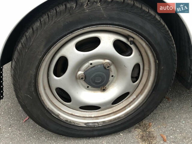 Белый Смарт Форту, объемом двигателя 1 л и пробегом 59 тыс. км за 6799 $, фото 7 на Automoto.ua