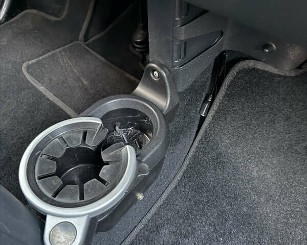 Білий Смарт Fortwo, об'ємом двигуна 1 л та пробігом 168 тис. км за 5100 $, фото 11 на Automoto.ua