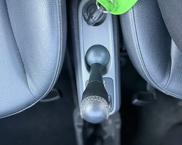 Белый Смарт Форту, объемом двигателя 0 л и пробегом 70 тыс. км за 5000 $, фото 12 на Automoto.ua