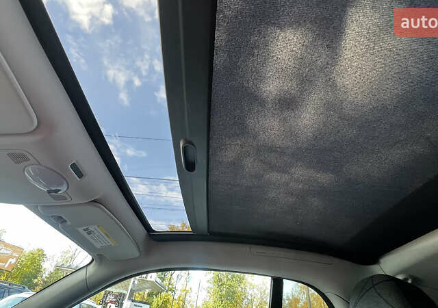 Білий Смарт Fortwo, об'ємом двигуна 0 л та пробігом 56 тис. км за 5850 $, фото 27 на Automoto.ua