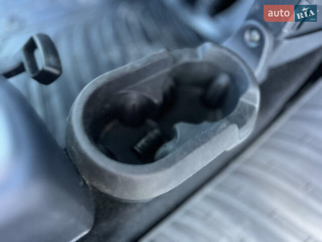 Білий Смарт Fortwo, об'ємом двигуна 0 л та пробігом 56 тис. км за 5850 $, фото 21 на Automoto.ua