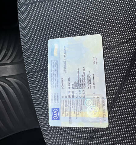 Білий Смарт Fortwo, об'ємом двигуна 0 л та пробігом 56 тис. км за 5850 $, фото 32 на Automoto.ua