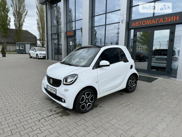 Білий Смарт Fortwo, об'ємом двигуна 0.9 л та пробігом 11 тис. км за 11599 $, фото 42 на Automoto.ua