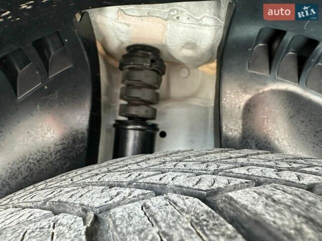 Білий Смарт Fortwo, об'ємом двигуна 1 л та пробігом 133 тис. км за 8250 $, фото 26 на Automoto.ua