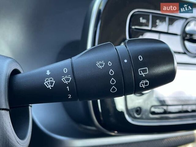 Белый Смарт Форту, объемом двигателя 0 л и пробегом 42 тыс. км за 7499 $, фото 26 на Automoto.ua