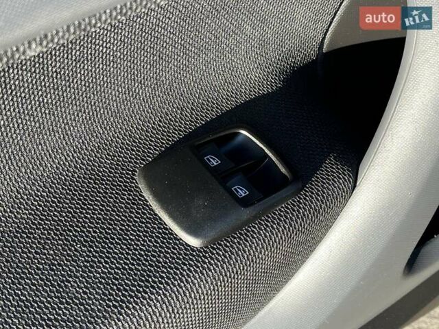 Белый Смарт Форту, объемом двигателя 0 л и пробегом 42 тыс. км за 7499 $, фото 16 на Automoto.ua