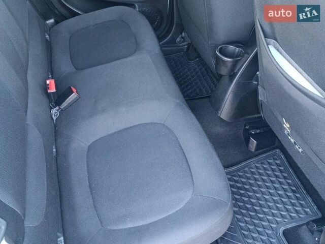 Белый Смарт Форту, объемом двигателя 0 л и пробегом 105 тыс. км за 8200 $, фото 22 на Automoto.ua