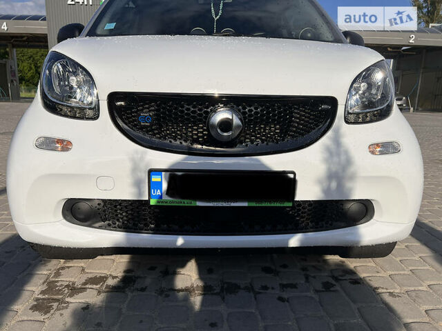 Білий Смарт Fortwo, об'ємом двигуна 0 л та пробігом 22 тис. км за 9499 $, фото 10 на Automoto.ua