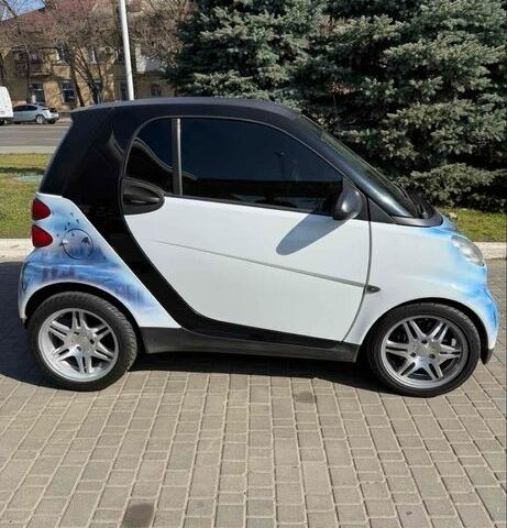 Белый Смарт Форту, объемом двигателя 1 л и пробегом 80 тыс. км за 6769 $, фото 1 на Automoto.ua