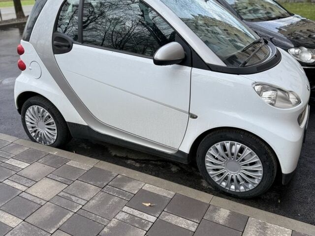 Белый Смарт Форту, объемом двигателя 1 л и пробегом 105 тыс. км за 5000 $, фото 4 на Automoto.ua