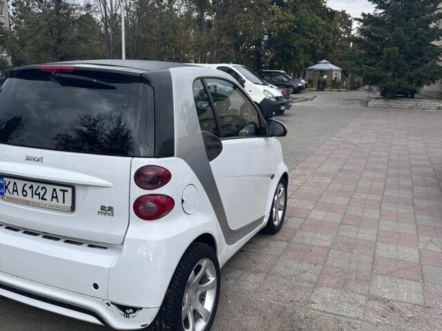 Білий Смарт Fortwo, об'ємом двигуна 1 л та пробігом 136 тис. км за 7000 $, фото 17 на Automoto.ua
