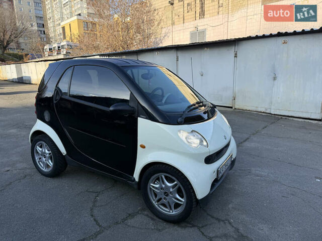 Бежевий Смарт Fortwo, об'ємом двигуна 0.7 л та пробігом 235 тис. км за 2900 $, фото 3 на Automoto.ua