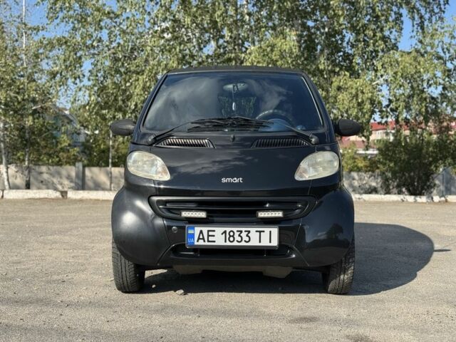 Чорний Смарт Fortwo, об'ємом двигуна 0.6 л та пробігом 111 тис. км за 2600 $, фото 1 на Automoto.ua