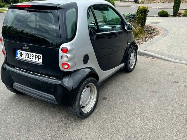 Чорний Смарт Fortwo, об'ємом двигуна 0.6 л та пробігом 150 тис. км за 3000 $, фото 3 на Automoto.ua