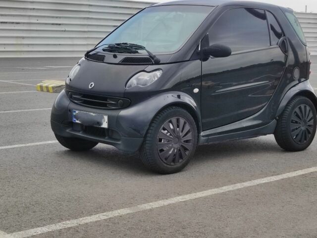 Чорний Смарт Fortwo, об'ємом двигуна 0 л та пробігом 190 тис. км за 2600 $, фото 1 на Automoto.ua