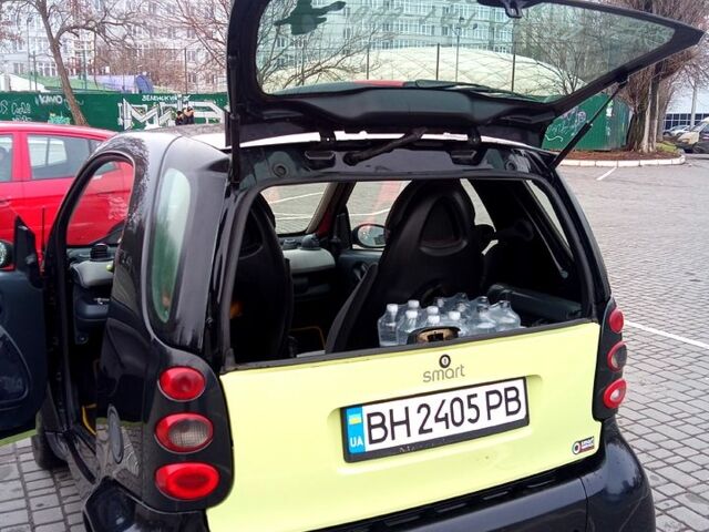 Чорний Смарт Fortwo, об'ємом двигуна 0.7 л та пробігом 298 тис. км за 2800 $, фото 4 на Automoto.ua