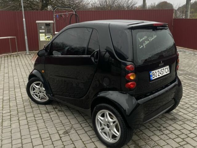 Чорний Смарт Fortwo, об'ємом двигуна 0.7 л та пробігом 198 тис. км за 2800 $, фото 4 на Automoto.ua