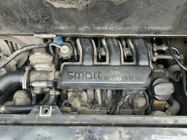 Чорний Смарт Fortwo, об'ємом двигуна 0.7 л та пробігом 142 тис. км за 1850 $, фото 11 на Automoto.ua