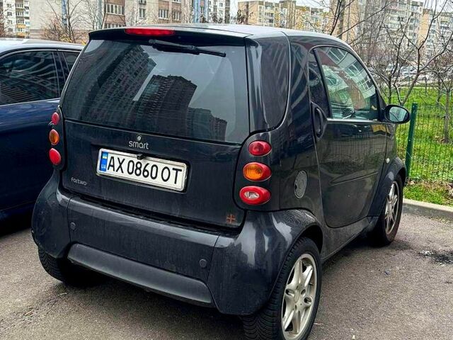 Чорний Смарт Fortwo, об'ємом двигуна 0.7 л та пробігом 207 тис. км за 3200 $, фото 1 на Automoto.ua