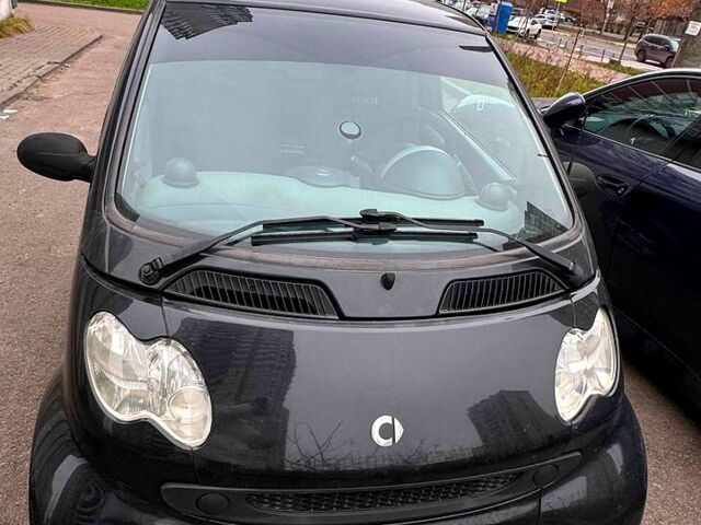 Чорний Смарт Fortwo, об'ємом двигуна 0.7 л та пробігом 207 тис. км за 3200 $, фото 3 на Automoto.ua