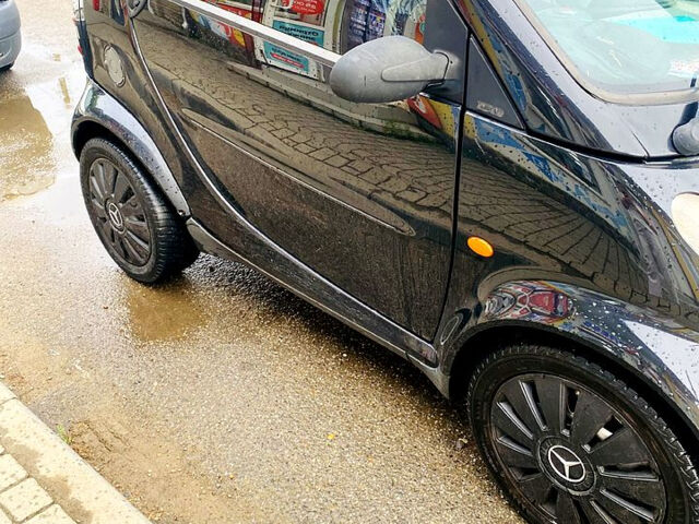 Чорний Смарт Fortwo, об'ємом двигуна 1 л та пробігом 283 тис. км за 3400 $, фото 3 на Automoto.ua