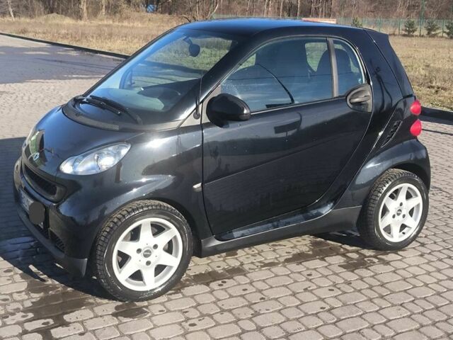 Чорний Смарт Fortwo, об'ємом двигуна 1 л та пробігом 67 тис. км за 4400 $, фото 1 на Automoto.ua