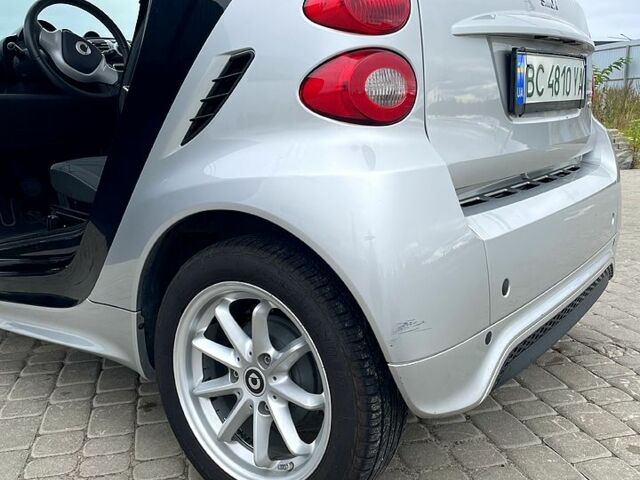 Чорний Смарт Fortwo, об'ємом двигуна 0 л та пробігом 60 тис. км за 4800 $, фото 12 на Automoto.ua
