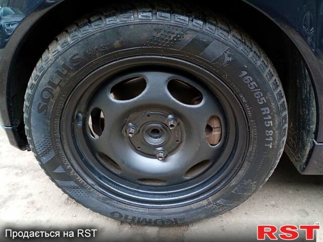 Чорний Смарт Fortwo, об'ємом двигуна 0 л та пробігом 181 тис. км за 4999 $, фото 5 на Automoto.ua