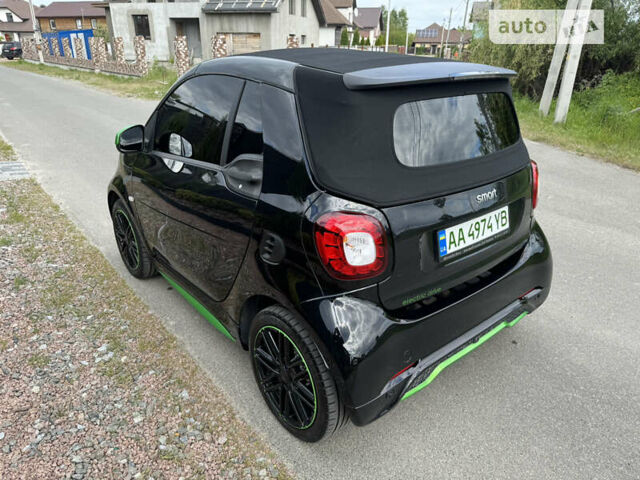 Чорний Смарт Fortwo, об'ємом двигуна 0 л та пробігом 35 тис. км за 11800 $, фото 5 на Automoto.ua